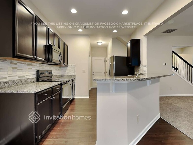 Building Photo - 352 Hardy Ives Ln