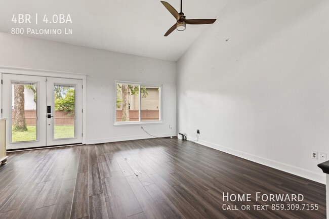 Building Photo - 800 Palomino Ln