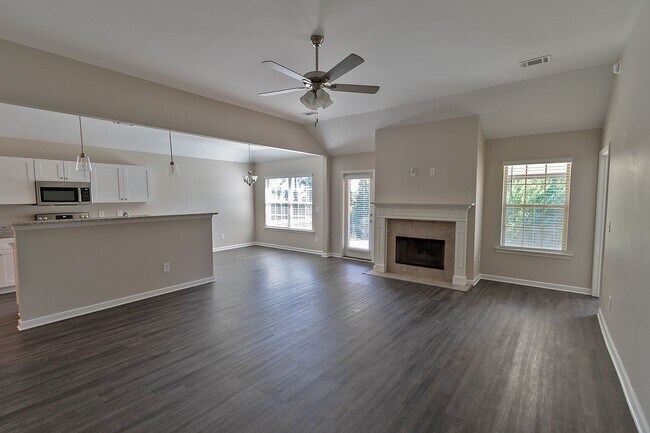 Building Photo - Prattville Rental available now!