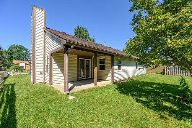 Building Photo - 8209 Parsley Ln