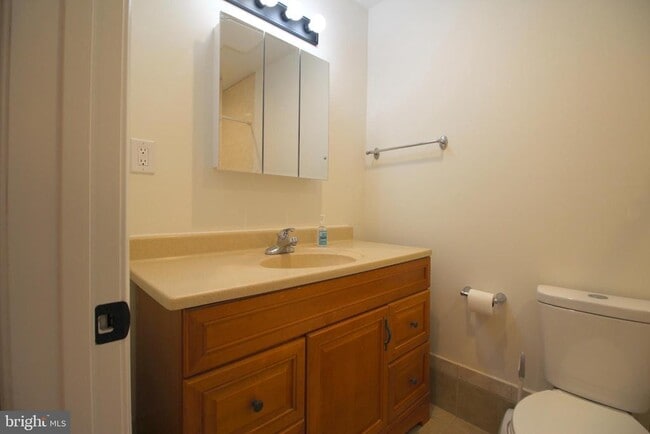 Building Photo - 2129 Grayson Pl