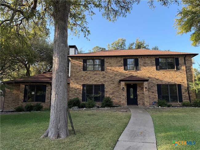 Building Photo - 506 Pecos Trail