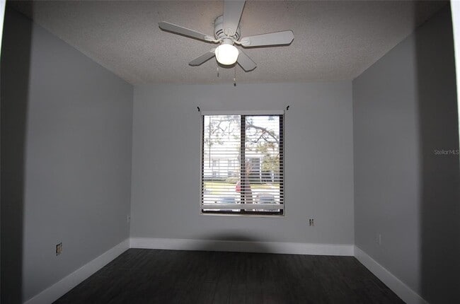 Building Photo - 1258 Pine Ridge Cir W