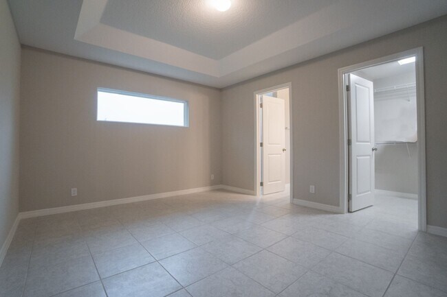 Building Photo - 242 Reese Ct