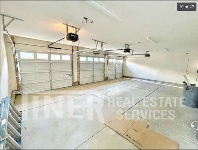 Building Photo - 1509 Eggplant Alley