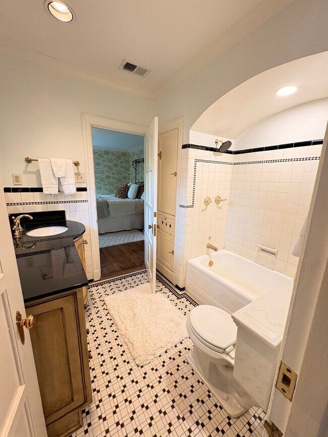 Building Photo - One Of Kind Home In Hedgemore Acres Subdivision! Gated! Landscaping Included! Over 5,000 Sq Ft! M...