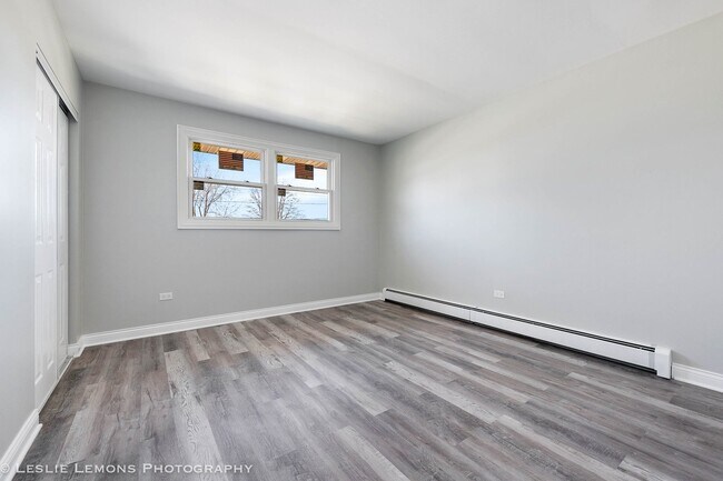 Building Photo - 7653 Roberts Rd