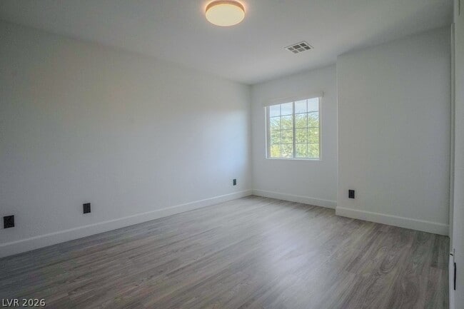 Building Photo - 5067 Lower Falls Ct