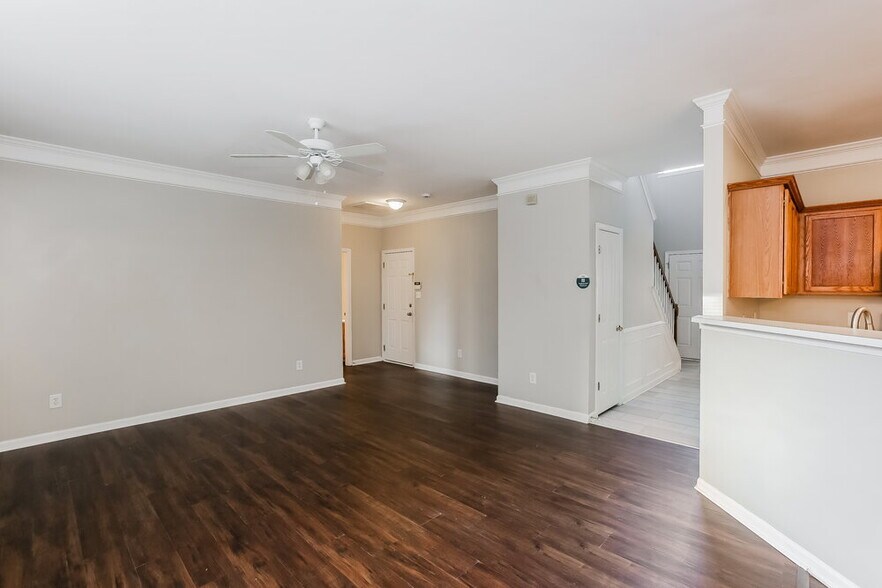 Building Photo - 4010 Saphire Ln