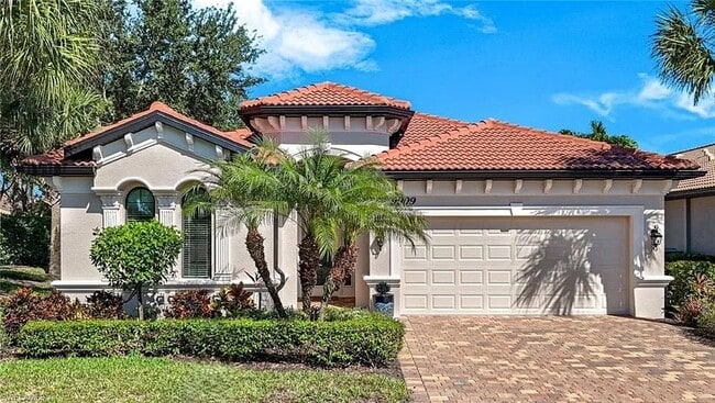 Building Photo - 9909 Casabella Way
