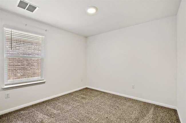 Building Photo - 2816 Owl Head Dr