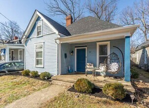 Building Photo - Charming 6BR/3BA Home Near UK