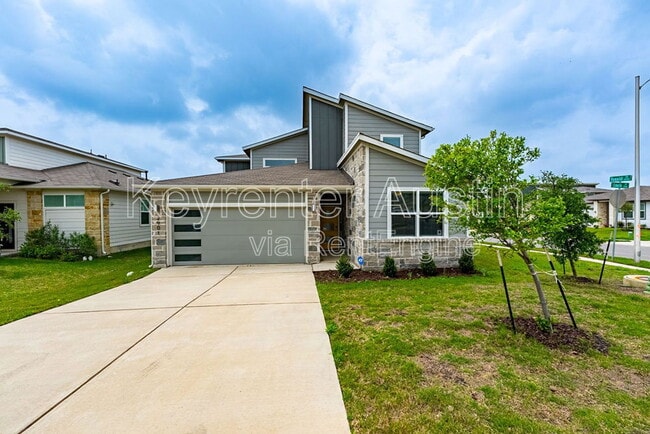 Building Photo - 2901 Louris Ln