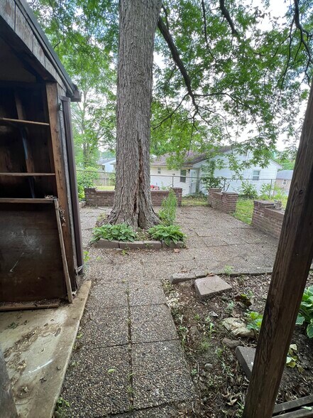 Patio Area in Backyard - 1156 S 6th St