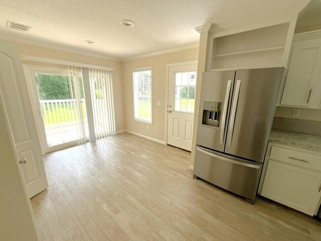 Building Photo - 5460 Bahia Wy