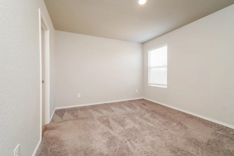 Building Photo - 6442 Cibolo Springs