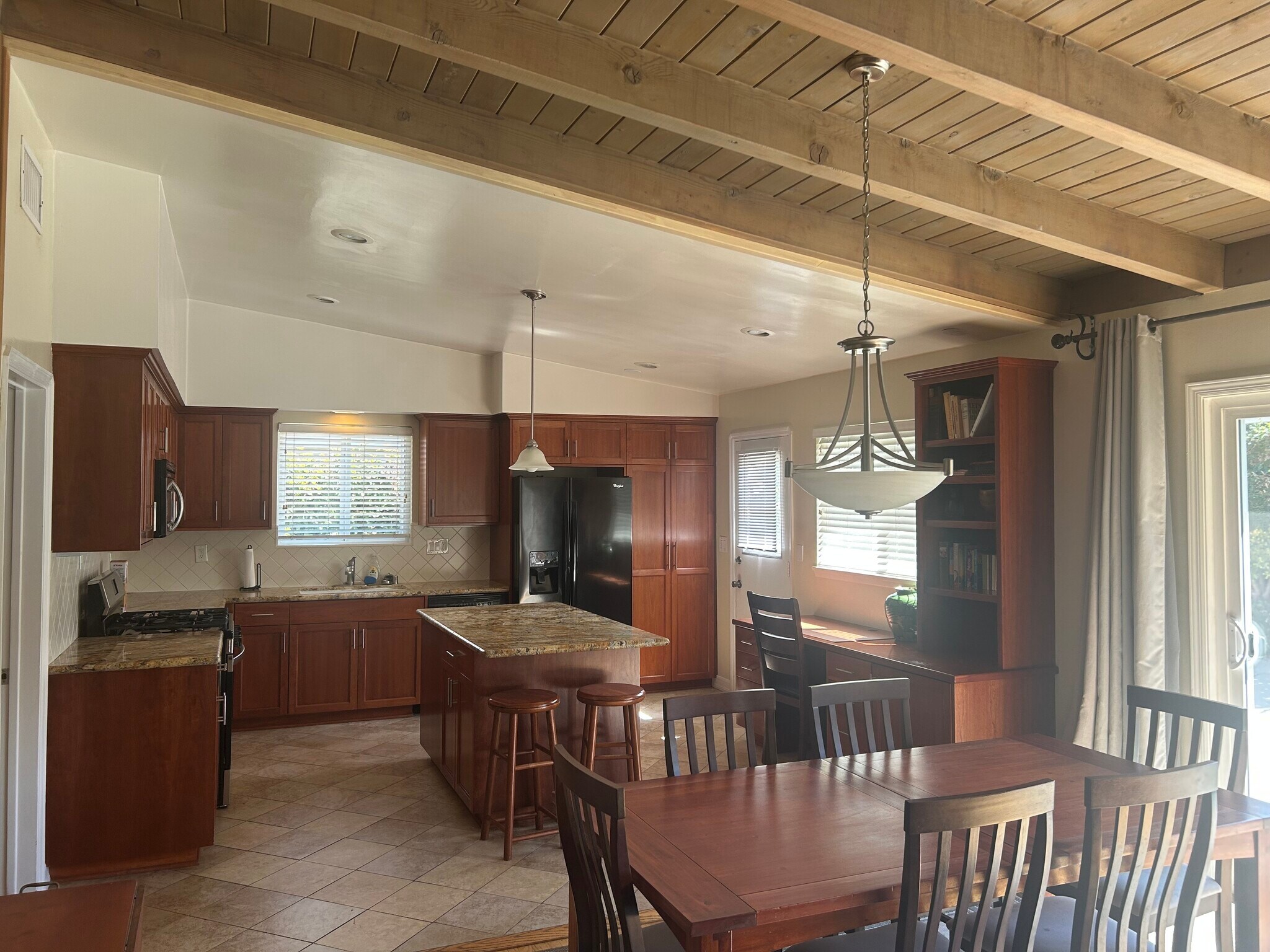 Kitchen - 5835 Babbitt Ave