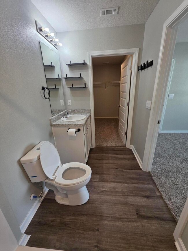 Building Photo - 3123 Van Day Way