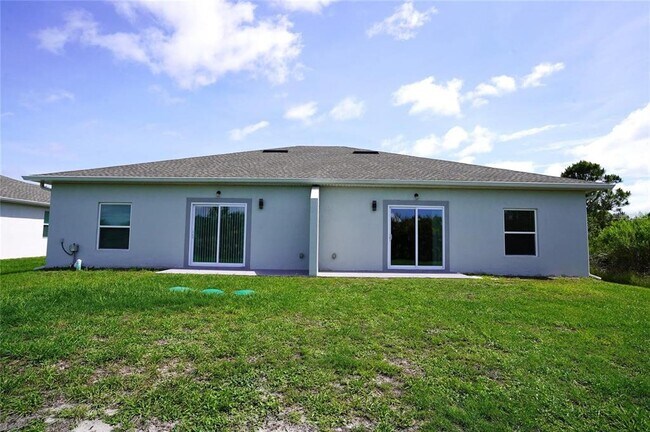 Building Photo - 12030 Tetzel Ave