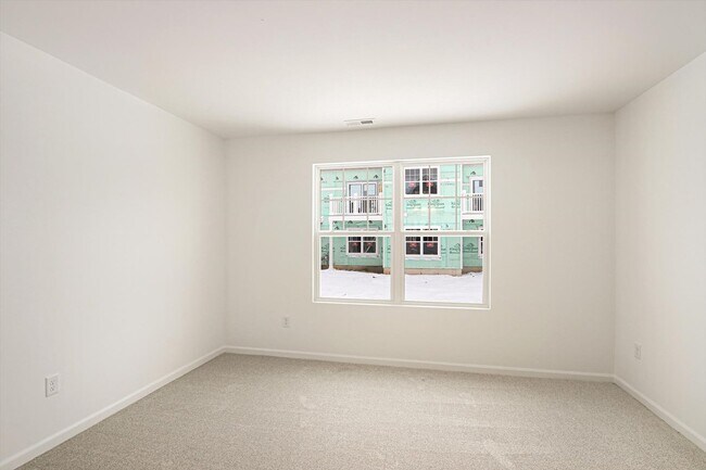 Building Photo - 181 Kingsport Dr