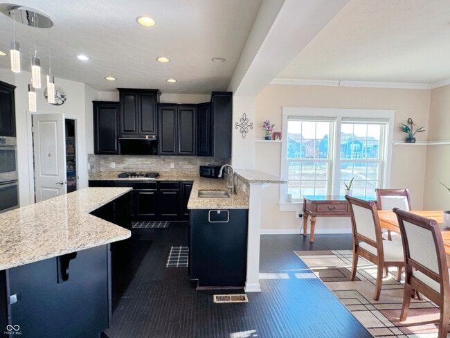 Building Photo - 14451 Integrity Ct