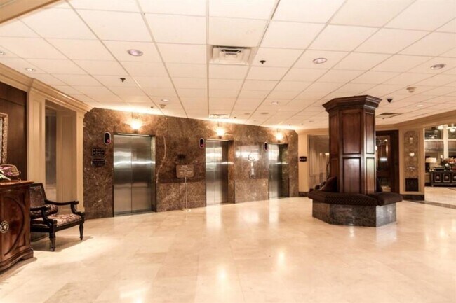 Building Photo - 3525 Sage Rd