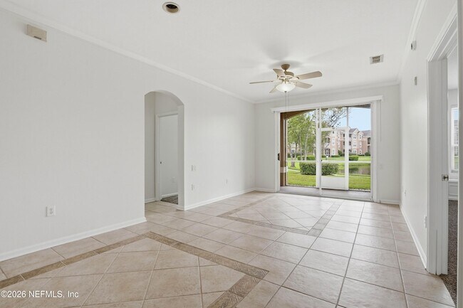 Building Photo - 7990 Baymeadows Rd E