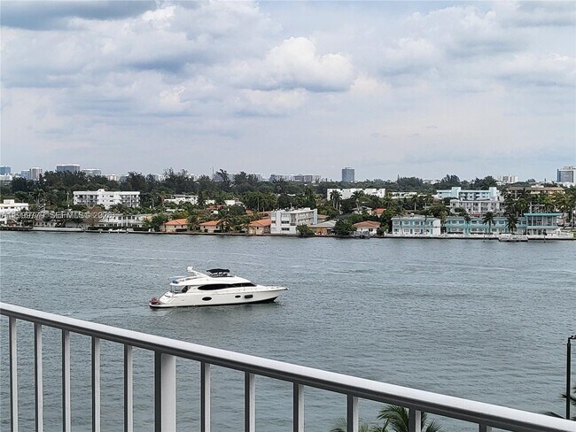 Building Photo - 1865 79th Street Causeway