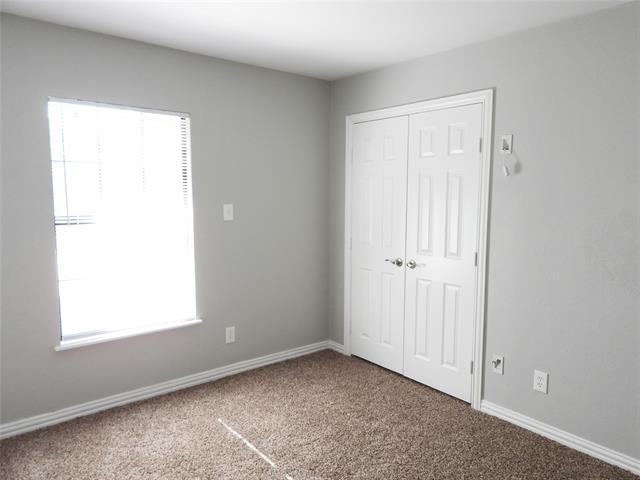 Building Photo - 4090 Windhaven Ln