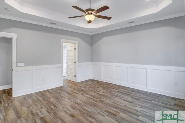 Building Photo - 421 Bear River Dr