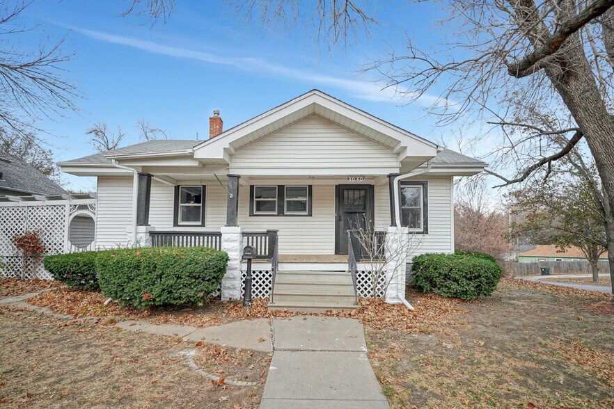 Building Photo - 3940 J St