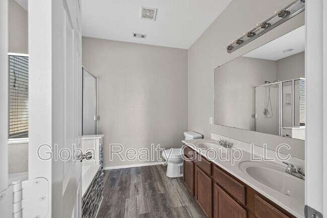 Building Photo - 16222 Galloping Oak