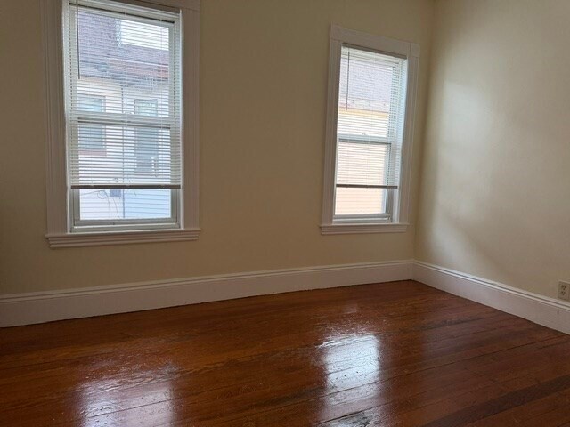 Building Photo - 36 Fairmount St