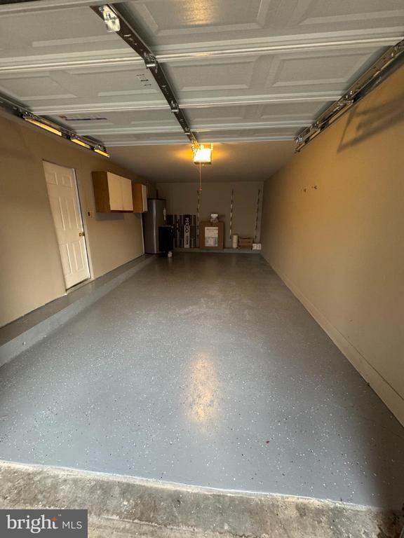 Building Photo - 4641 Deepwood Ct