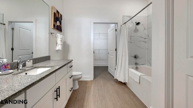 Building Photo - 15401 Chenal Pkwy