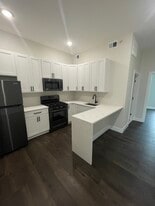 Building Photo - 4606 Woodland Ave
