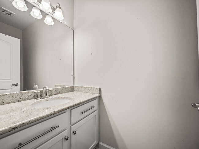 Building Photo - 5508 Arbor Chase Dr