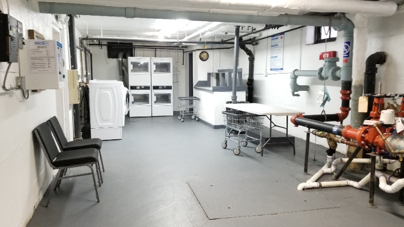 Building Photo - 165 Vroom St