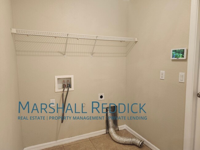 Building Photo - Single Family Home in Cape Coral - 4 Bedro...