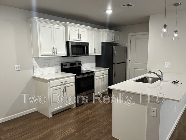 Primary Photo - 11215 Northstar Ln
