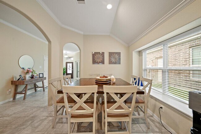 Building Photo - 20746 Redbud Rain Dr