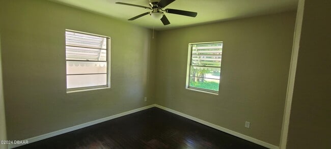 Building Photo - 921 S Palmetto Ave