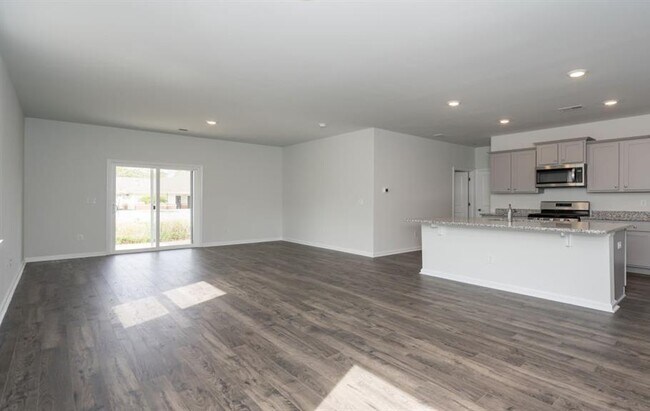 Building Photo - 568 Turpentine Trl