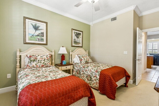 Building Photo - Fully Furnished 3/3 Ocean Grande Condo