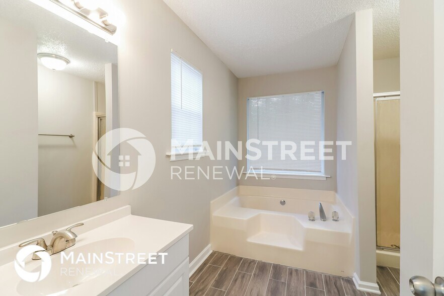 Building Photo - 306 Adelene Way