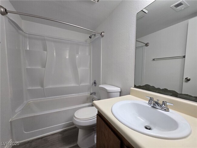 Building Photo - 2742 Alicialynn Way
