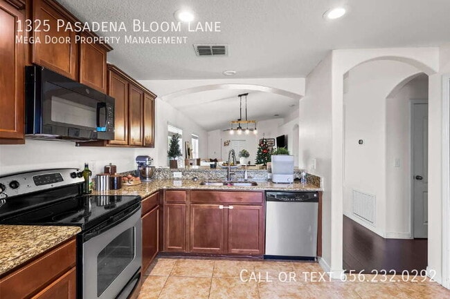 Building Photo - 1325 Pasadena Bloom Ln