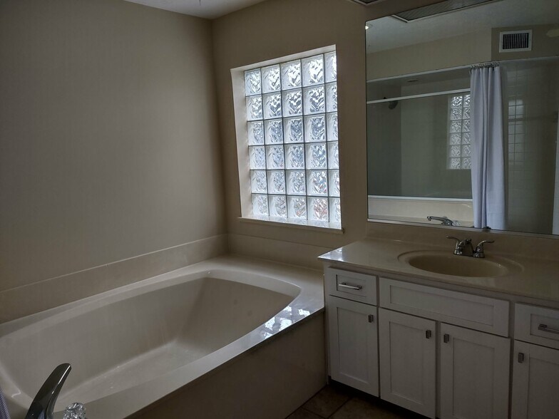 Building Photo - 2632 Proud Truth Ln