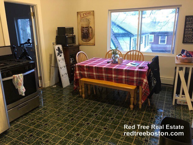 Building Photo - 40 Orchard Rd