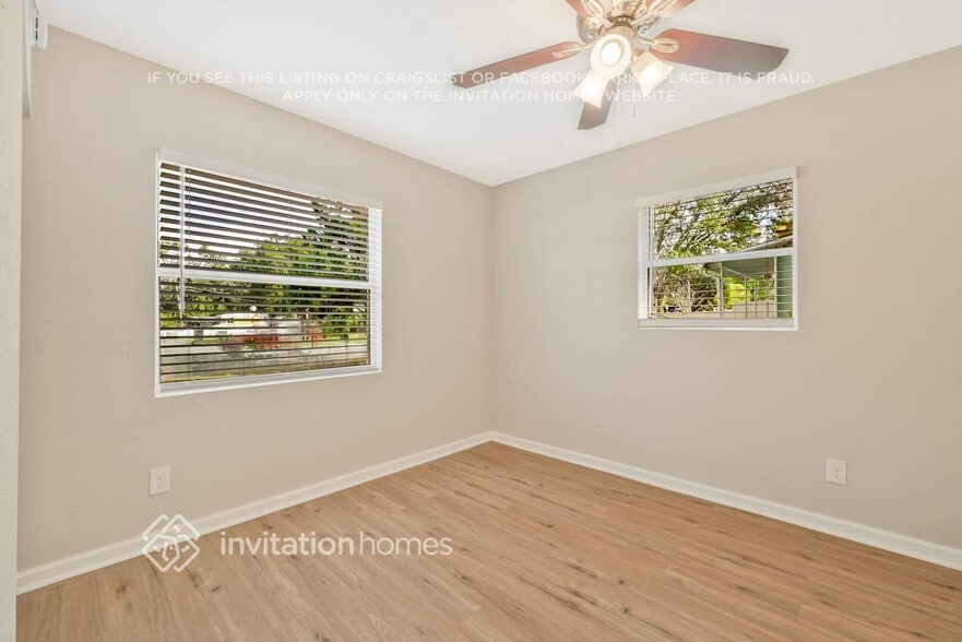 Building Photo - 7204 Harwick Dr